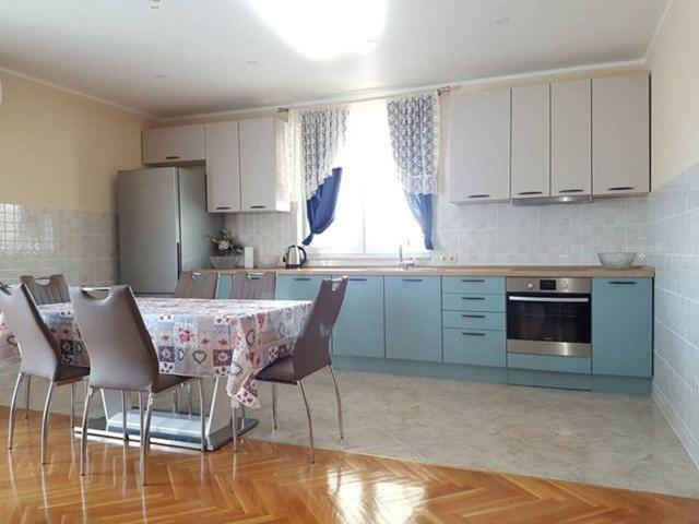 Torac Apartment Kaštela Екстериор снимка